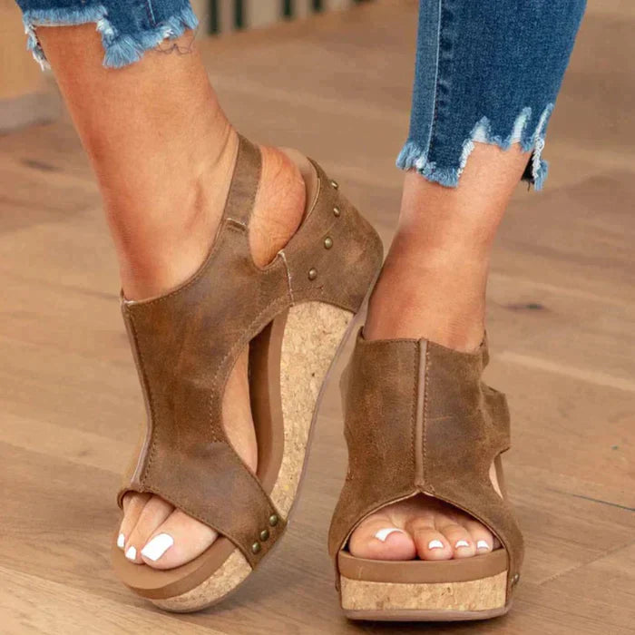 Dolores - Elegant Wedges