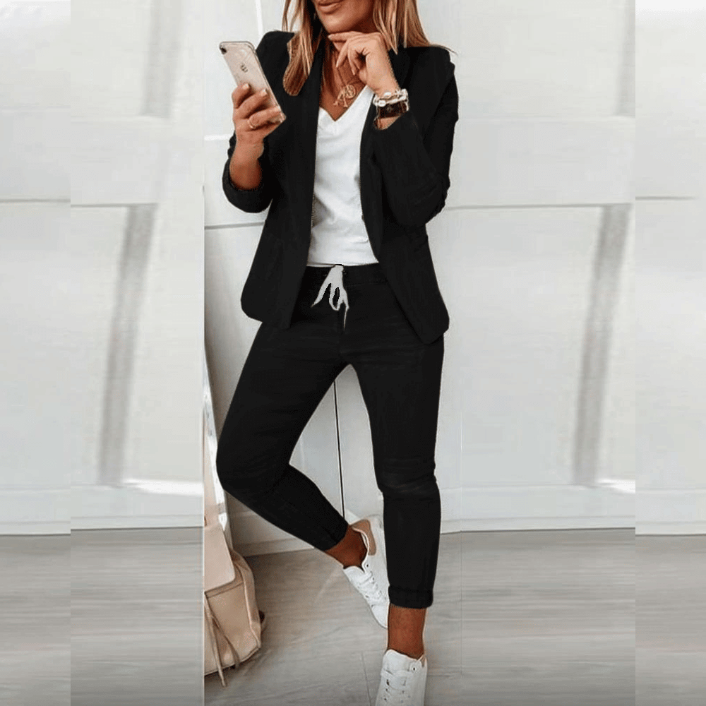 Levy | Stylish Blazer & Pants Set