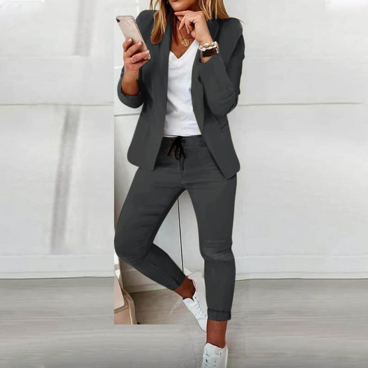 Levy | Stylish Blazer & Pants Set