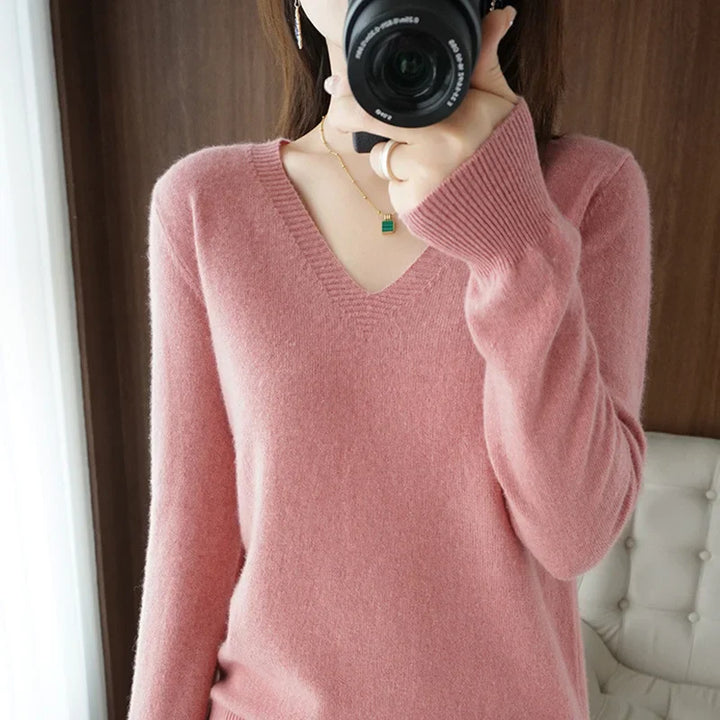 Melly - Cashmere V-neck sweater