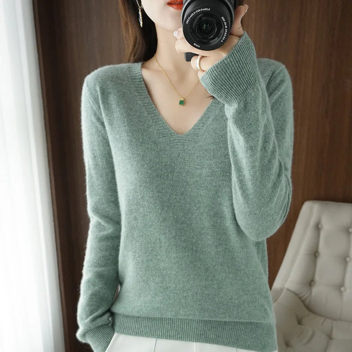 Melly - Cashmere V-neck sweater